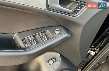 Позашляховик / Кросовер Audi Q5 2015 в 