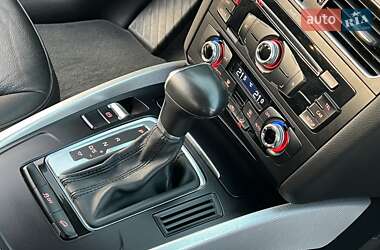 Позашляховик / Кросовер Audi Q5 2015 в 