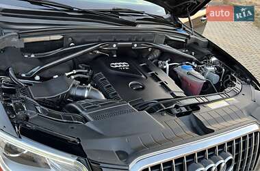 Позашляховик / Кросовер Audi Q5 2015 в 