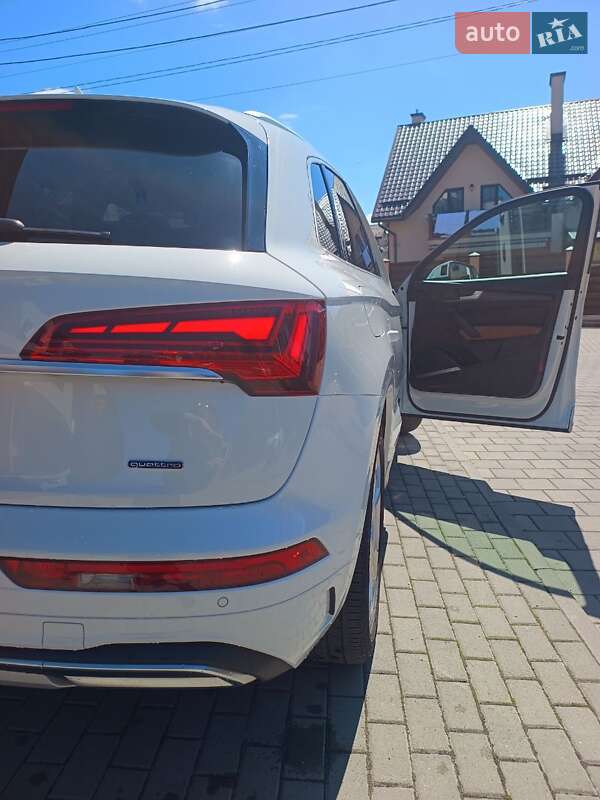 Позашляховик / Кросовер Audi Q5 2020 в Львові