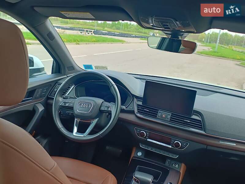 Позашляховик / Кросовер Audi Q5 2020 в Львові
