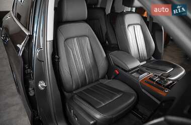 Внедорожник / Кроссовер Audi Q5 2021 в 