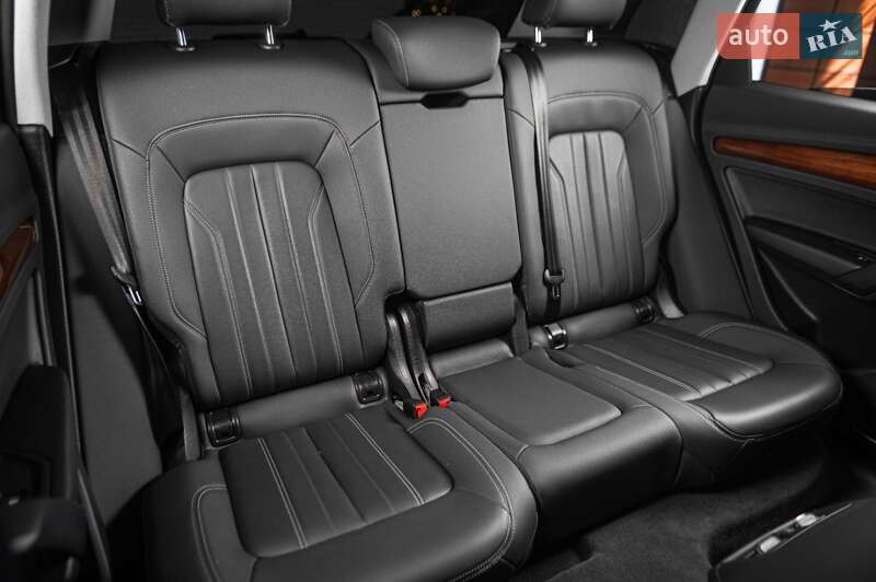 Внедорожник / Кроссовер Audi Q5 2021 в Одессе