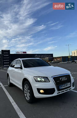 Внедорожник / Кроссовер Audi Q5 2012 в 