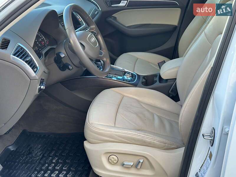 Внедорожник / Кроссовер Audi Q5 2017 в Одессе