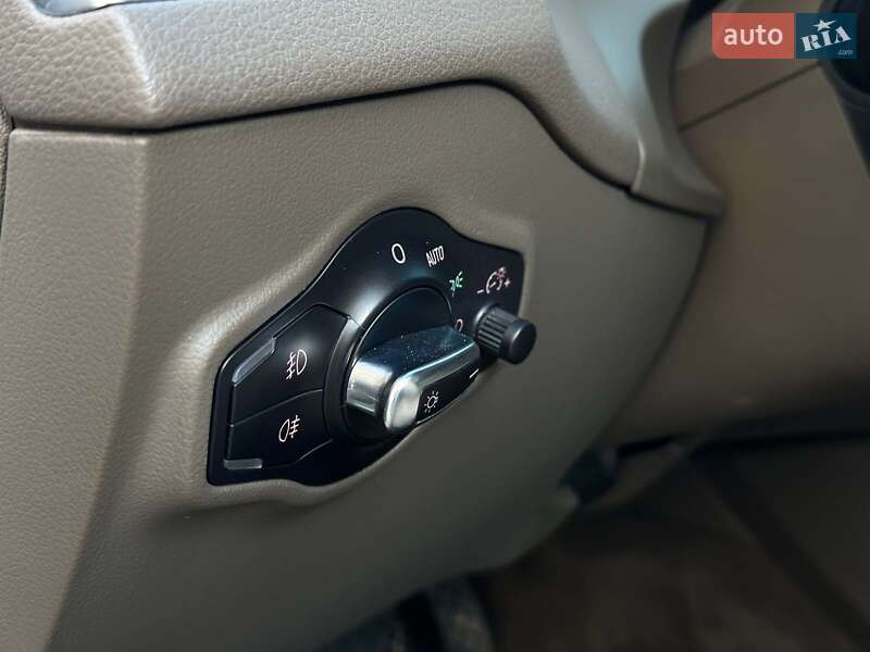 Внедорожник / Кроссовер Audi Q5 2017 в Одессе