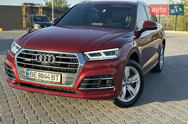 Позашляховик / Кросовер Audi Q5 2018 в 