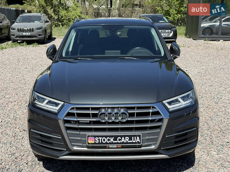 Внедорожник / Кроссовер Audi Q5 2017 в Киеве