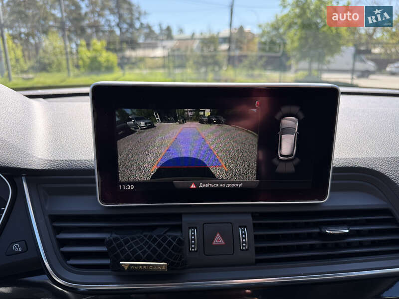 Внедорожник / Кроссовер Audi Q5 2017 в Киеве