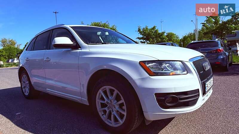 Внедорожник / Кроссовер Audi Q5 2011 в Ровно