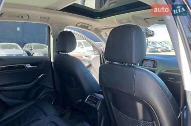 Позашляховик / Кросовер Audi Q5 2015 в 