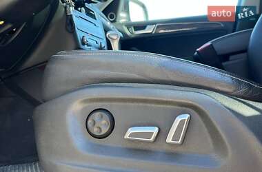 Позашляховик / Кросовер Audi Q5 2015 в 