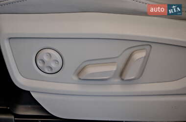 Внедорожник / Кроссовер Audi Q5 2022 в 