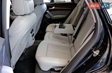 Внедорожник / Кроссовер Audi Q5 2022 в 