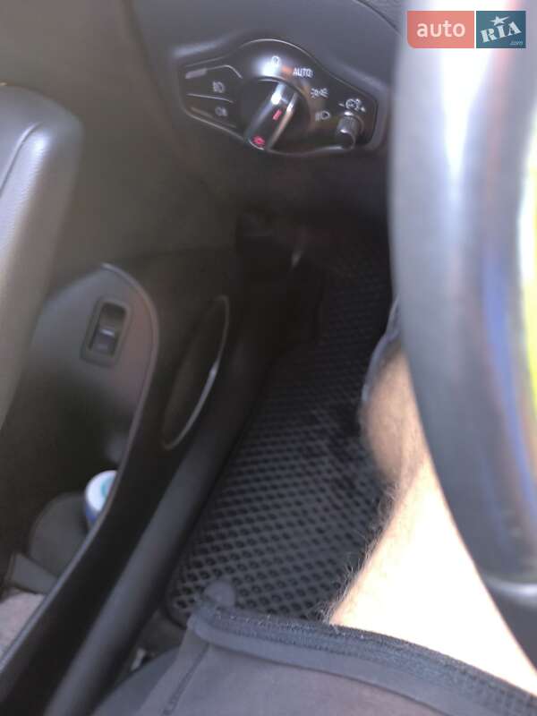 Внедорожник / Кроссовер Audi Q5 2012 в Одессе
