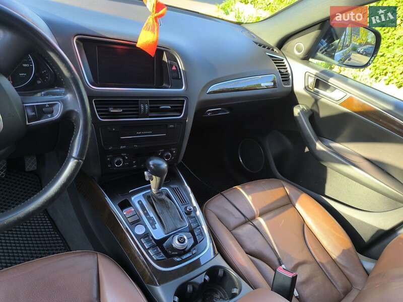 Внедорожник / Кроссовер Audi Q5 2012 в Одессе