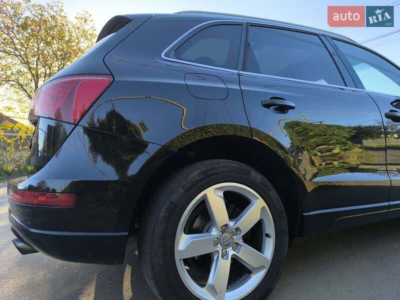 Внедорожник / Кроссовер Audi Q5 2012 в Одессе