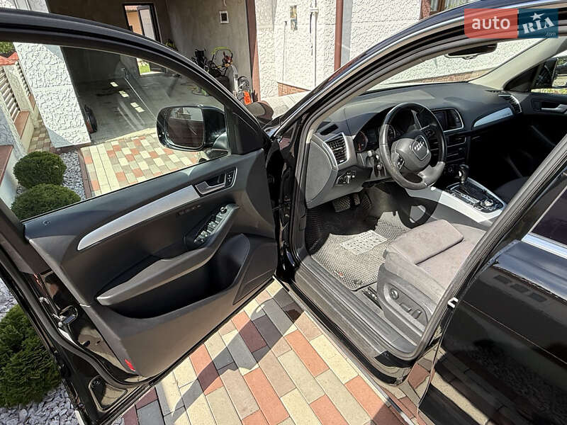 Позашляховик / Кросовер Audi Q5 2012 в Калуші