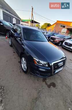 Внедорожник / Кроссовер Audi Q5 2012 в 