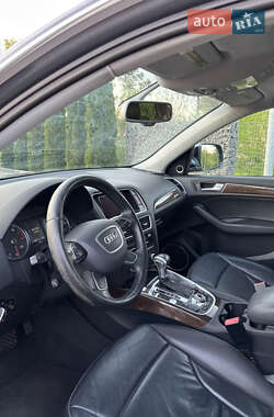 Внедорожник / Кроссовер Audi Q5 2015 в 