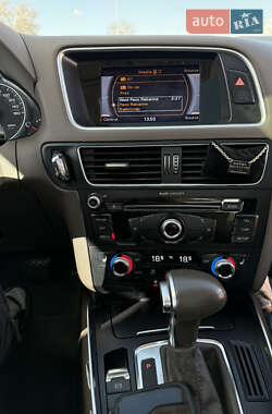 Позашляховик / Кросовер Audi Q5 2014 в 