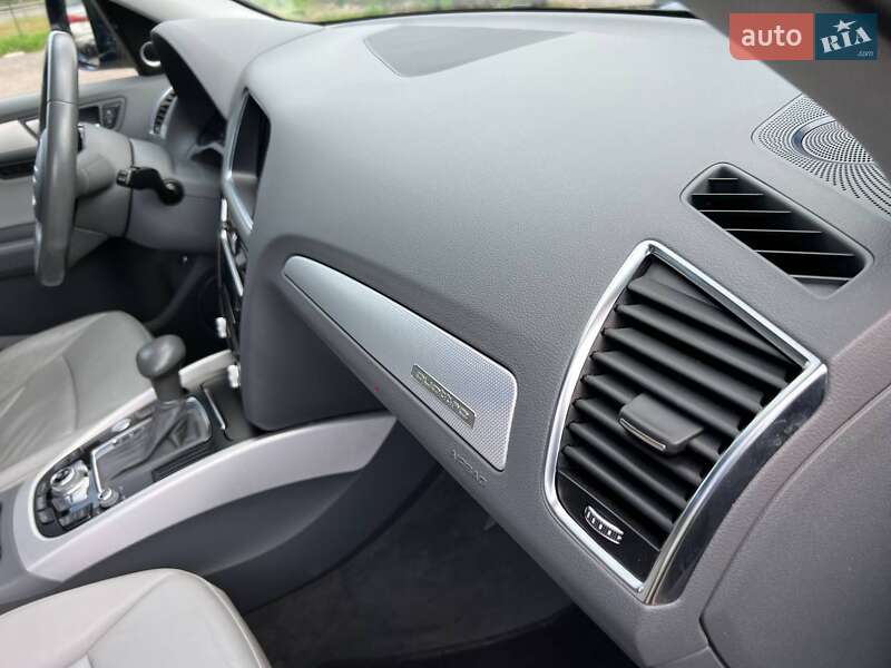 Внедорожник / Кроссовер Audi Q5 2015 в Киеве