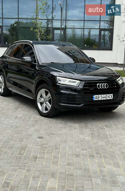 Внедорожник / Кроссовер Audi Q5 2017 в Виннице
