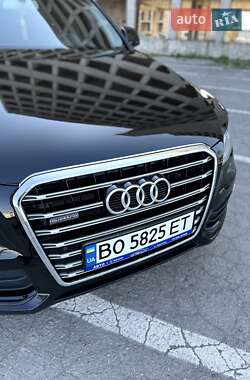 Внедорожник / Кроссовер Audi Q5 2015 в 
