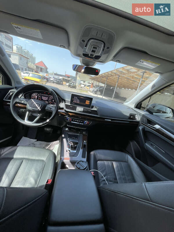 Внедорожник / Кроссовер Audi Q5 2018 в Киеве фото 11 Внедорожник / Кроссовер Audi Q5 2018 в Киеве