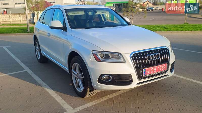 Внедорожник / Кроссовер Audi Q5 2012 в 