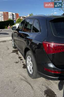 Внедорожник / Кроссовер Audi Q5 2011 в 