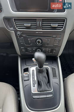 Внедорожник / Кроссовер Audi Q5 2010 в 