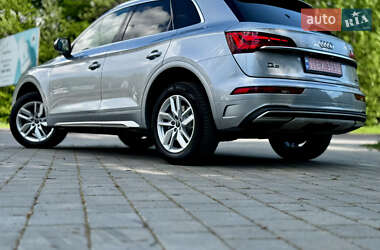Внедорожник / Кроссовер Audi Q5 2021 в 