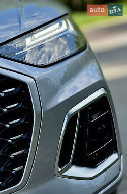 Внедорожник / Кроссовер Audi Q5 2021 в 