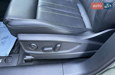 Внедорожник / Кроссовер Audi Q5 2021 в 