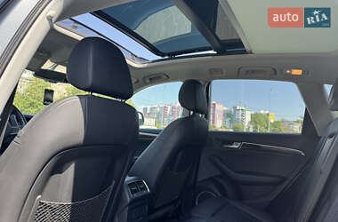 Внедорожник / Кроссовер Audi Q5 2016 в 