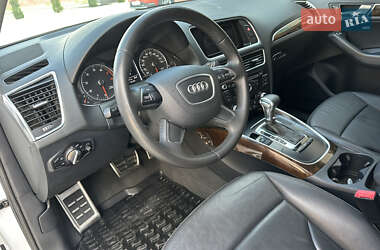 Позашляховик / Кросовер Audi Q5 2012 в 