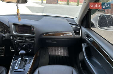 Позашляховик / Кросовер Audi Q5 2012 в 