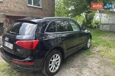 Позашляховик / Кросовер Audi Q5 2010 в 