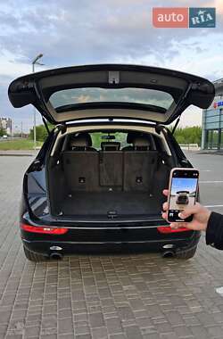 Внедорожник / Кроссовер Audi Q5 2016 в 