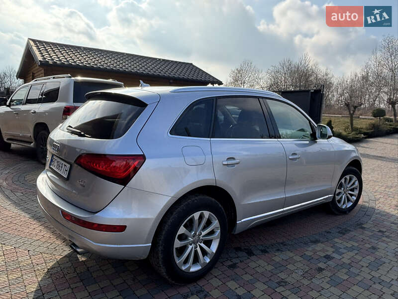 Позашляховик / Кросовер Audi Q5 2013 в Стрию