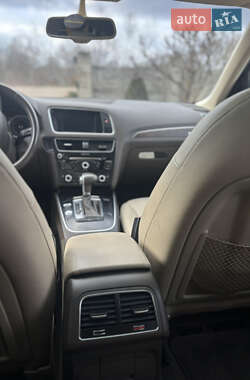 Внедорожник / Кроссовер Audi Q5 2013 в 