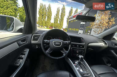 Позашляховик / Кросовер Audi Q5 2015 в 