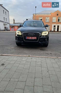 Позашляховик / Кросовер Audi Q5 2014 в 