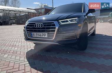 Внедорожник / Кроссовер Audi Q5 2017 в 