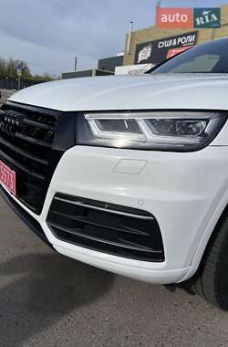 Позашляховик / Кросовер Audi Q5 2019 в 