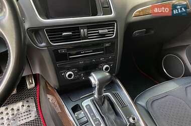 Внедорожник / Кроссовер Audi Q5 2016 в 