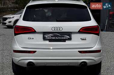 Внедорожник / Кроссовер Audi Q5 2015 в 