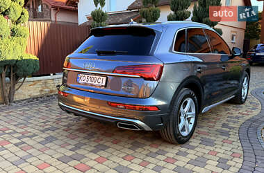 Внедорожник / Кроссовер Audi Q5 2022 в 