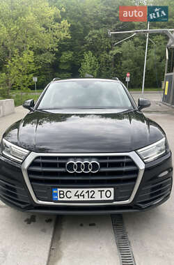 Внедорожник / Кроссовер Audi Q5 2020 в Киеве
